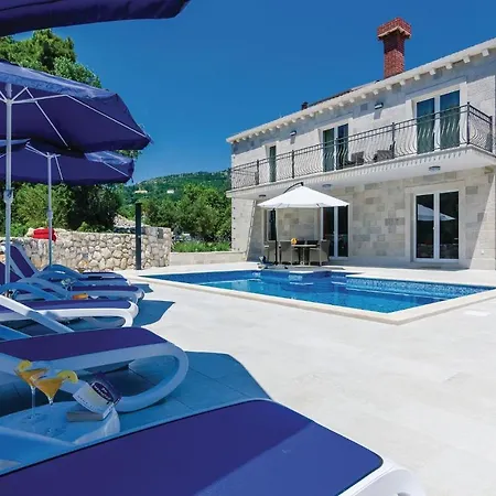 Stunning In Zaton Veliki With 3 Bedrooms, Wifi And Jacuzzi Prázdninový dům