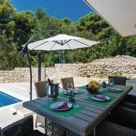 Prázdninový dům Stunning In Zaton Veliki With 3 Bedrooms, Wifi And Jacuzzi Zaton (Dubrovnik-Neretva)